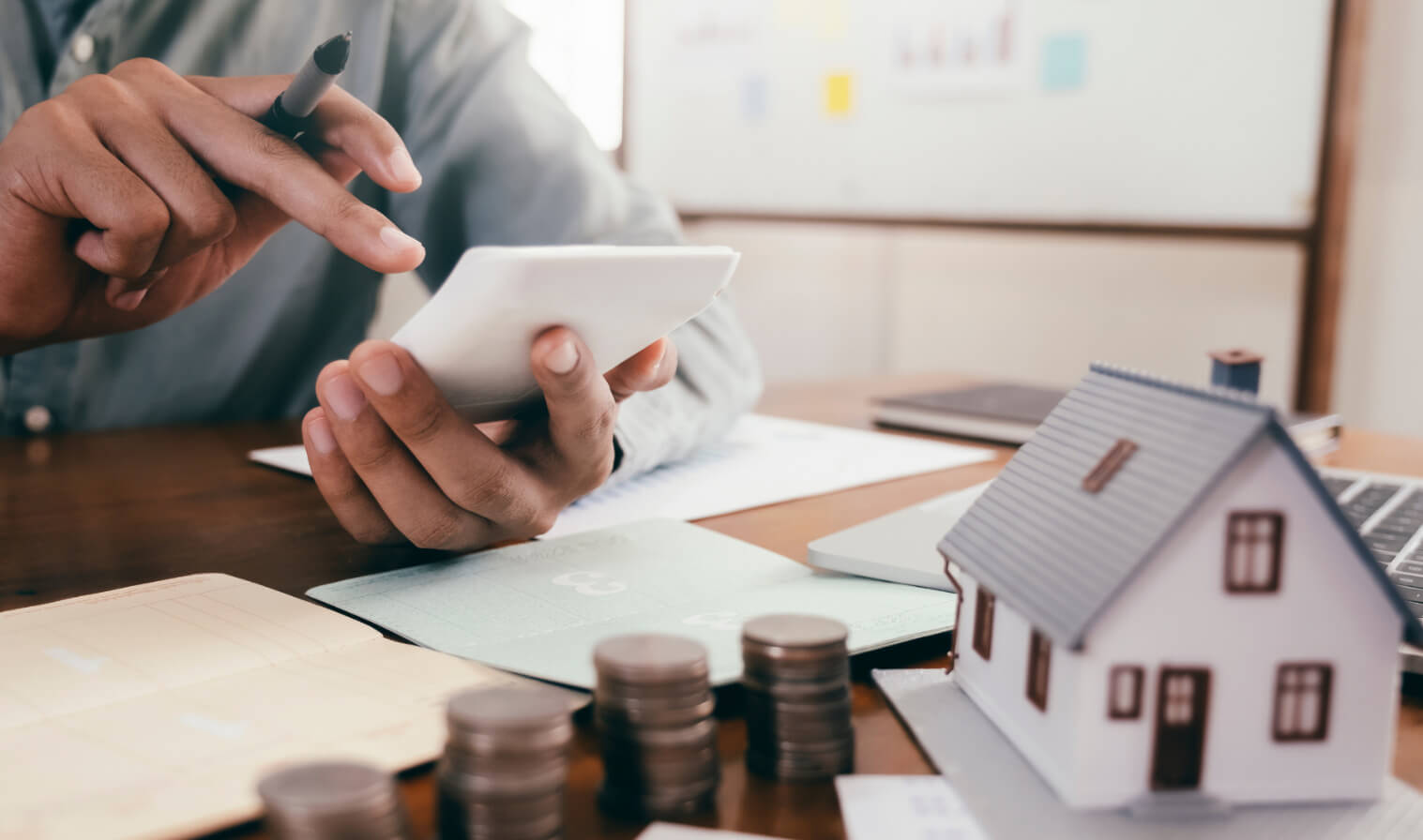 Online Remortgage in 2025: How to Refinance Your Home the Smart Way